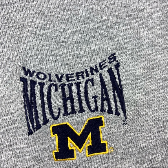 University of Michigan Vintage Gray Sweatshirt Turtleneck - Picture 2 of 9